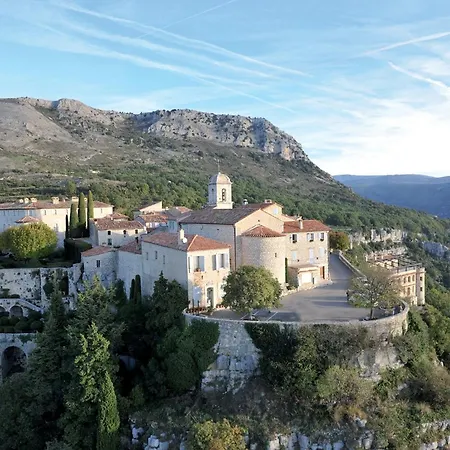 Holiday home Jardin & Vue Maison Des Annees 20 Proche Du Centre Historique Grasse